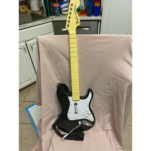 Harmonix Guitar Hero Rockband Fender Stratocaster Strap Model 19091 Wii Untested